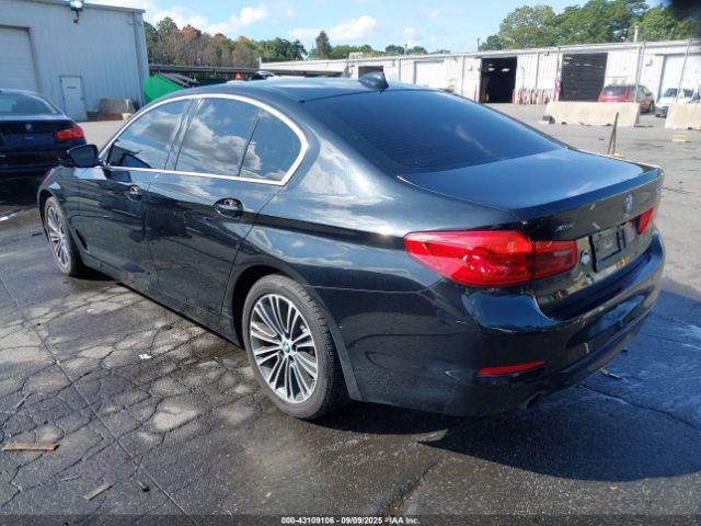 2019 BMW 530I WBAJA7C54KWW08134 Photo 2