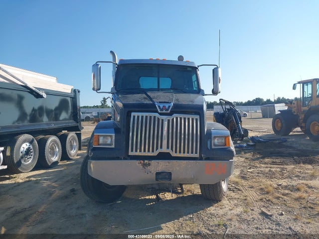 2020 Western Star 4700 Set Forward Axle მანქანა იყიდება აუქციონზე, vin: 5KKWAVDV5LLLZ7779, აუქციონის ნომერი: 43109123