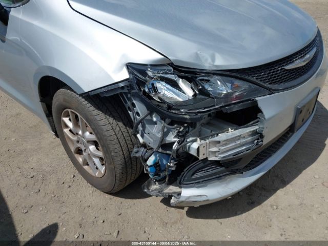 2023 CHRYSLER VOYAGER 2C4RC1CG7PR613570 Photo 5