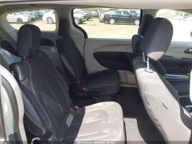 2023 CHRYSLER VOYAGER 2C4RC1CG7PR613570 Photo 7