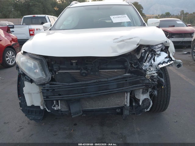 5N1AT2MV6EC755216 Nissan Rogue