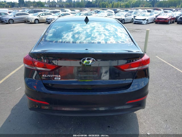 Hyundai Elantra 2017 KMHD74LF5HU084689 Image 16