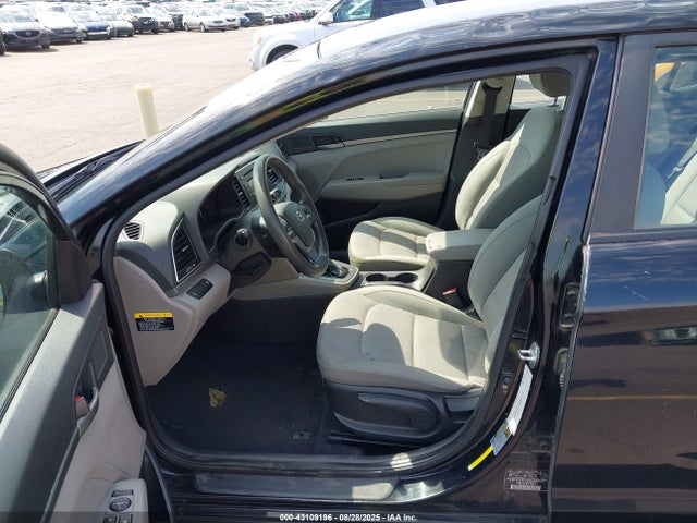 Hyundai Elantra 2017 KMHD74LF5HU084689 Image 5