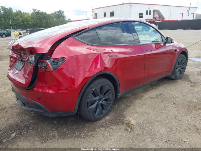2024 TESLA MODEL Y 7SAYGAEE9RF116145 Photo 3