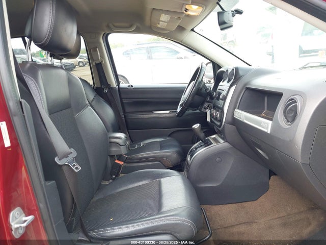 1C4NJDEBXFD333215 Jeep Compass