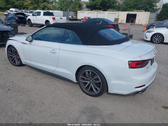 2018 AUDI S5 WAUY4GF55JN015033 Photo 2