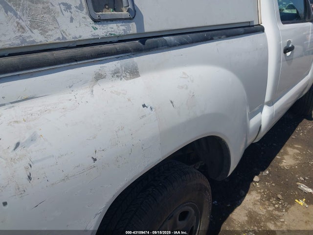 Toyota 2tr-fe 2014 5TFNX4CN7EX034208 Image 17