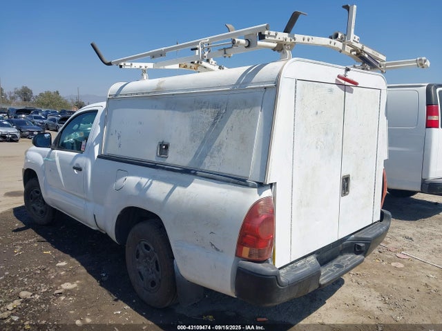 Toyota 2tr-fe 2014 5TFNX4CN7EX034208 Image 3