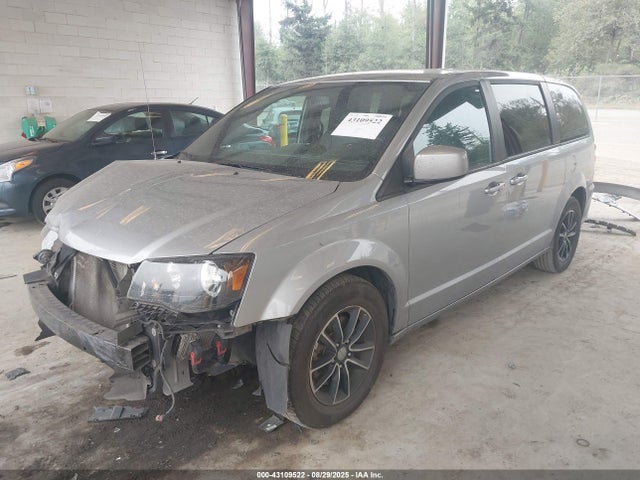 2C4RDGEG4JR205869 Dodge Grand Caravan
