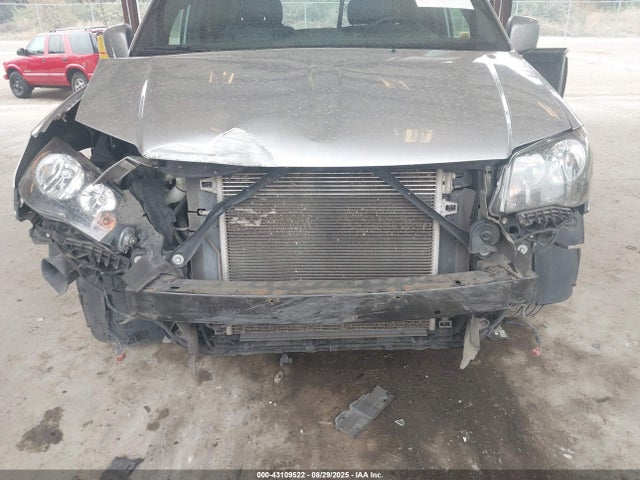 2C4RDGEG4JR205869 Dodge Grand Caravan