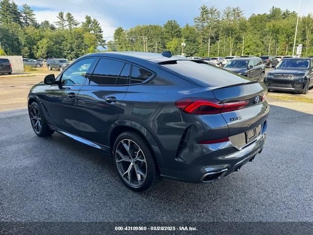 2021 BMW X6 5UXCY8C03M9E38577 Photo 2