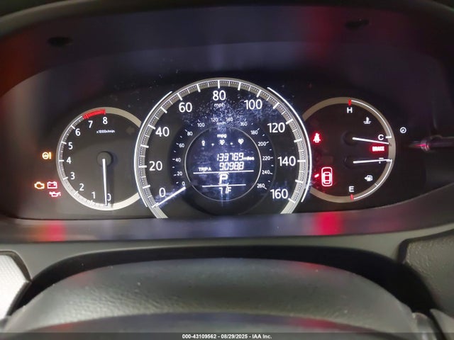 Honda k24w1 2015 1HGCR2F38FA034840 Image 16