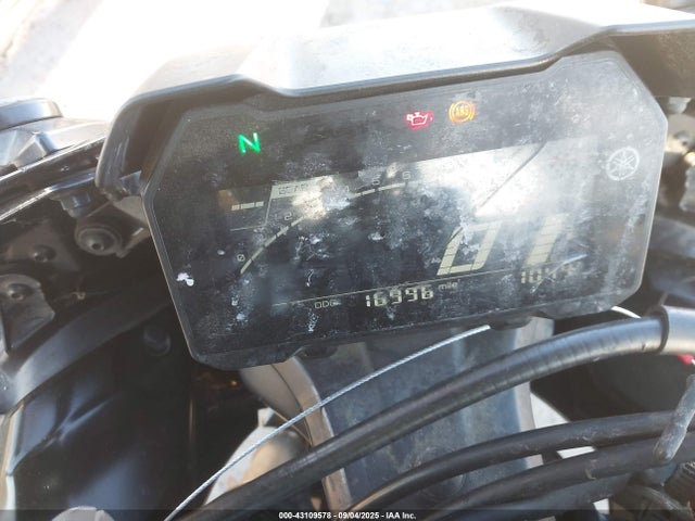 JYARM38Y6NA000766 Yamaha Yzf690