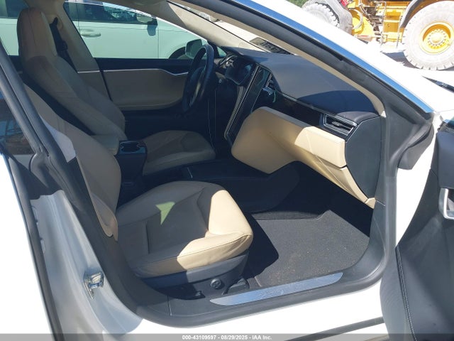 2016 TESLA MODEL S 5YJSA1E13GF149236 Photo 4
