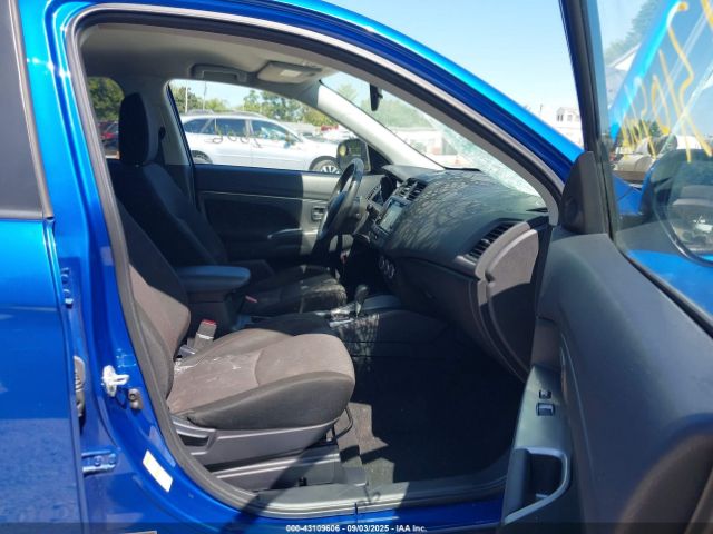 2018 MITSUBISHI OUTLANDER SPORT JA4AR3AU9JZ028559 Photo 4