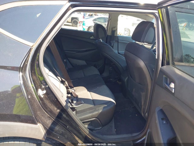 KM8J33A46GU237394 Hyundai 2016