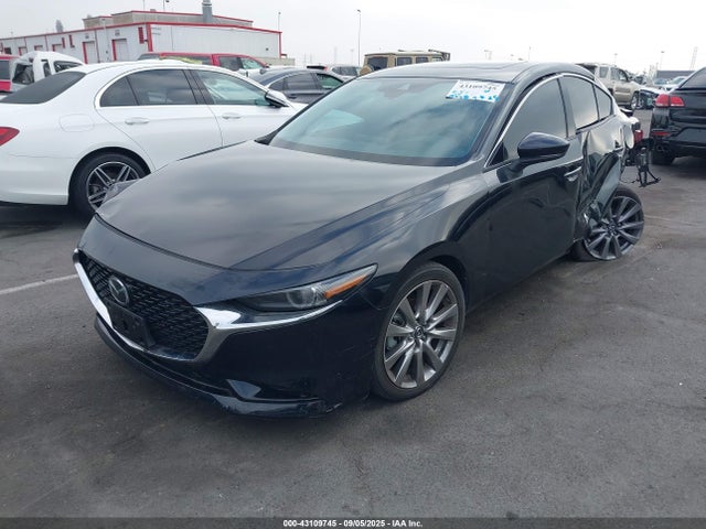 3MZBPADL1NM308407 Mazda py