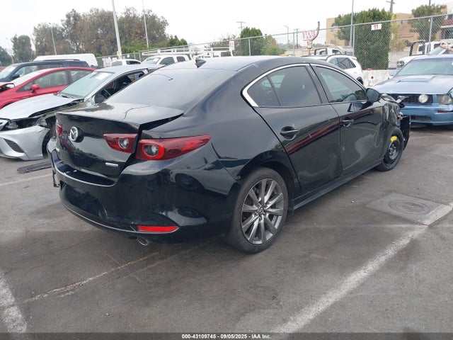 3MZBPADL1NM308407 Mazda py