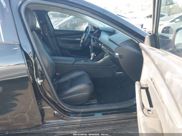 3MZBPADL1NM308407 Mazda py