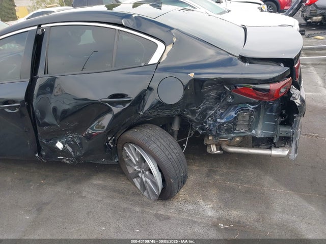 3MZBPADL1NM308407 Mazda py