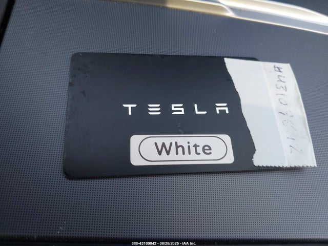 Tesla MODEL 3 2024 5YJ3E1EA5RF831823 Image 11