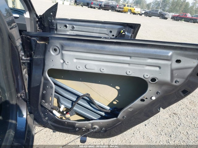 Tesla MODEL 3 2024 5YJ3E1EA5RF831823 Image 21