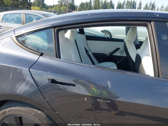 Tesla MODEL 3 2024 5YJ3E1EA5RF831823 Image 23