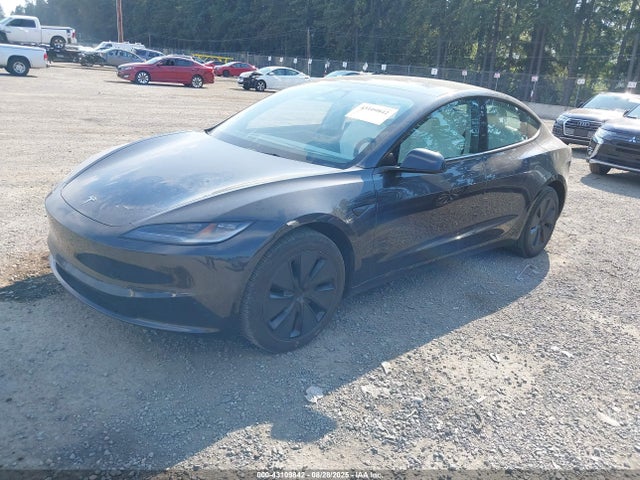Tesla MODEL 3 2024 5YJ3E1EA5RF831823 Image 2