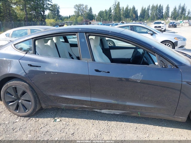 Tesla MODEL 3 2024 5YJ3E1EA5RF831823 Image 6
