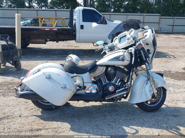 INDIAN MOTORCYCLE CO. Chieftan 2017 56KTCAAA5H3345157 Image 12
