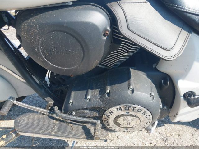 2017 INDIAN MOTORCYCLE CO. CHIEFTAIN 56KTCAAA5H3345157 Photo 8