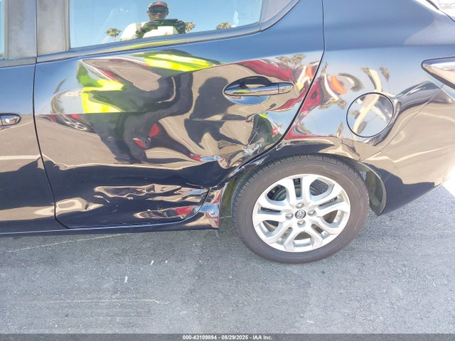 3MYDLBYV6JY316421 Toyota p5v
