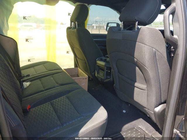 RAM 1500 2025 1C6SRFFP1SN513034 Image 8