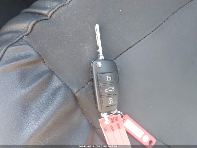 2017 AUDI Q3 WA1BCCFSXHR006660 Photo 10