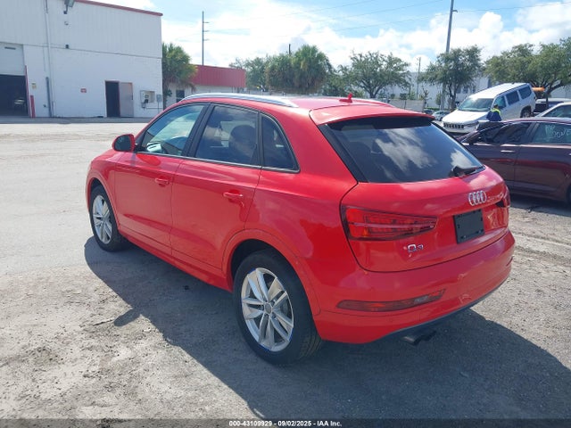 2017 AUDI Q3 WA1BCCFSXHR006660 Photo 2