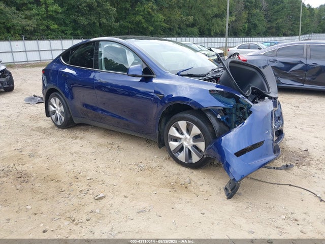 2023 TESLA MODEL Y 7SAYGDEE6PA061715 Photo 0