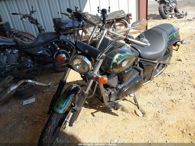 Kawasaki Vulcan 900 2015 JKAVN2C10FA062793 Image 2