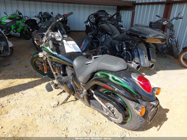 Kawasaki Vulcan 900 2015 JKAVN2C10FA062793 Image 3