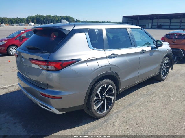 2022 MITSUBISHI OUTLANDER JA4J4UA85NZ074449 Photo 3