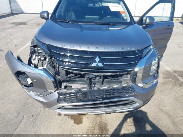 2022 MITSUBISHI OUTLANDER JA4J4UA85NZ074449 Photo 5