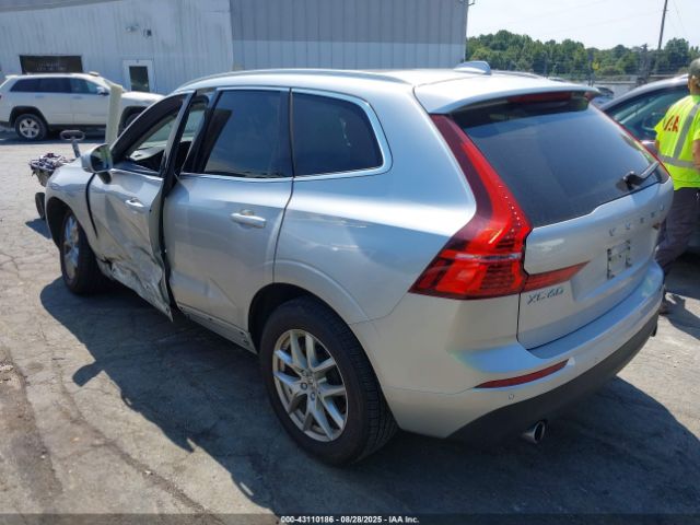 2021 VOLVO XC60 YV4102RK7M1864450 Photo 2