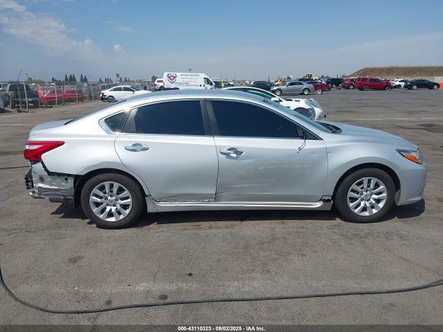 1N4AL3AP5GC198503 Nissan 2016