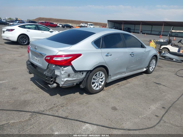 1N4AL3AP5GC198503 Nissan 2016