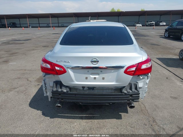 1N4AL3AP5GC198503 Nissan 2016