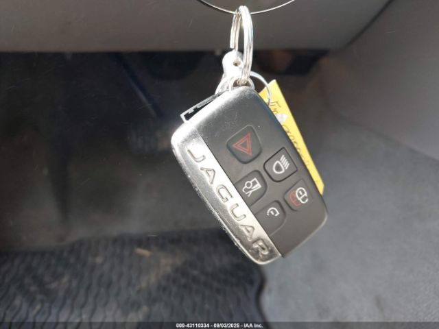 2018 JAGUAR XE SAJAJ4FX7JCP37906 Photo 10