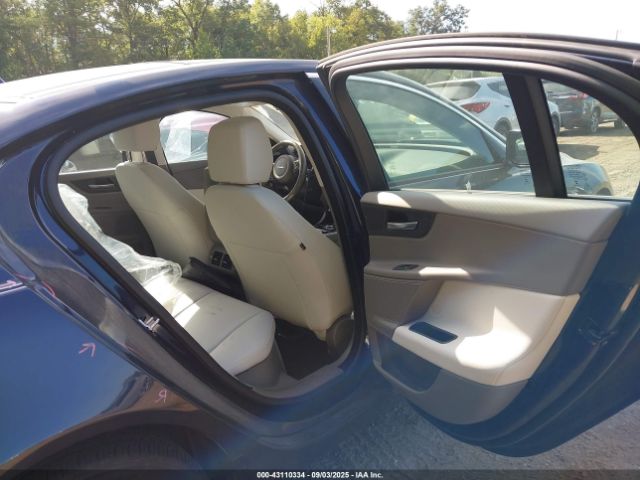 2018 JAGUAR XE SAJAJ4FX7JCP37906 Photo 7