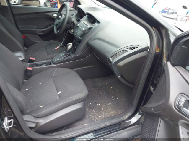 2015 FORD FOCUS 1FADP3F2XFL280157 Photo 4