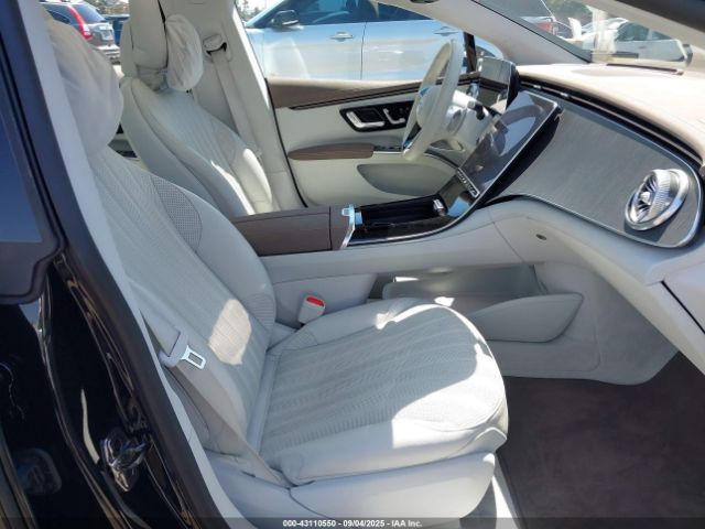2023 MERCEDES-BENZ EQS 450+ W1KCG2DB9PA032388 Photo 4