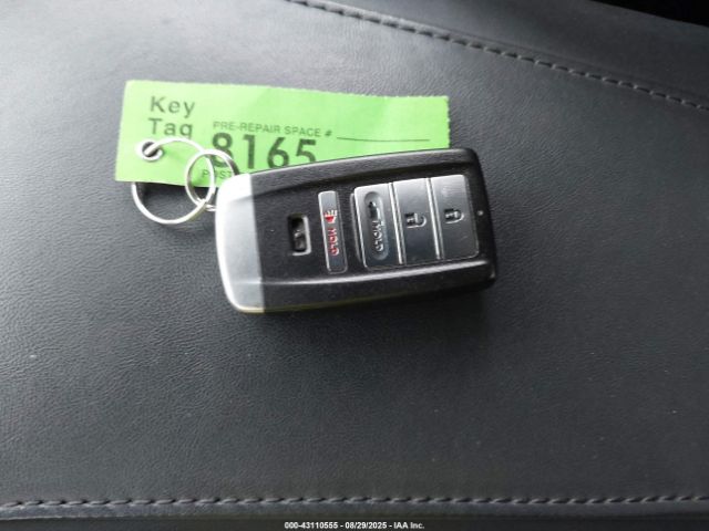 2019 ACURA RDX 5J8TC2H3XKL011816 Photo 10