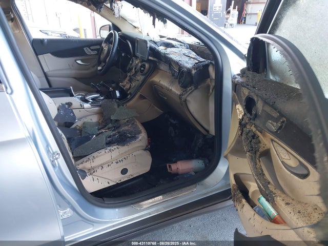 WDC0G4KB0HF116805 Mercedes-Benz m274